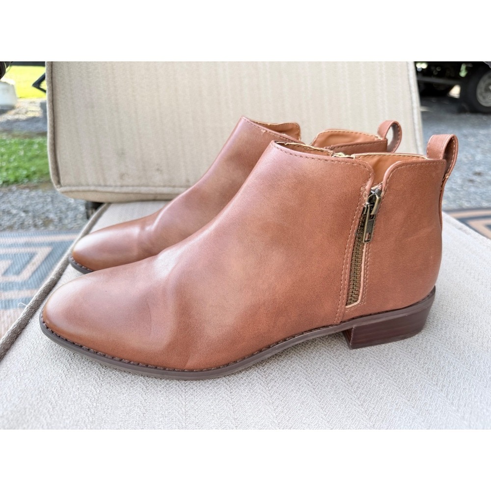 Madden Girl Huntter‎ Ankle Boots Women 9.5 Brown Cognac Zip Up Low Heel Booties